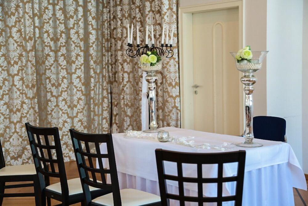 B&B Hotel Eschweiler Hotel 2*