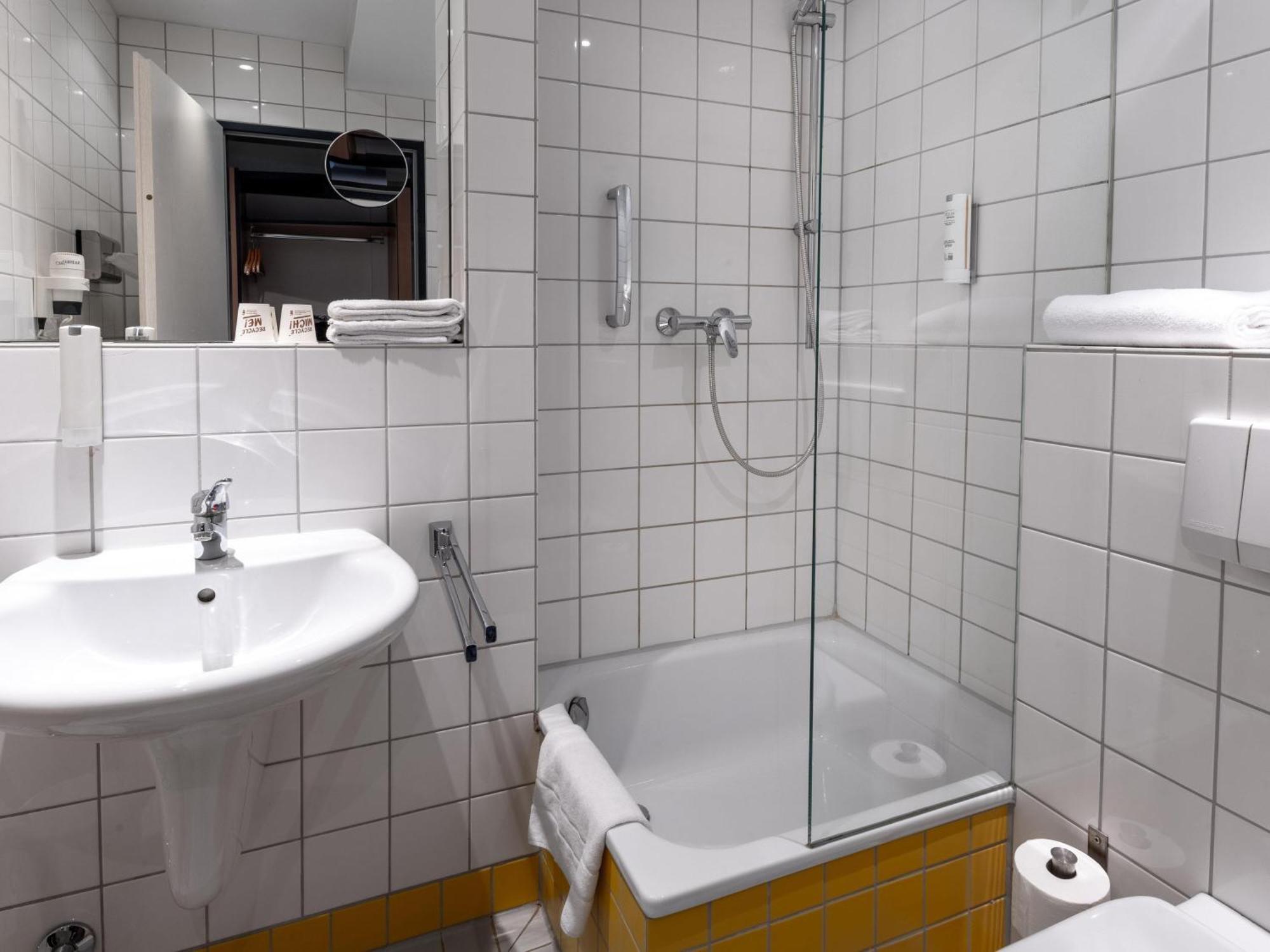 B&B Hotel Eschweiler 2*